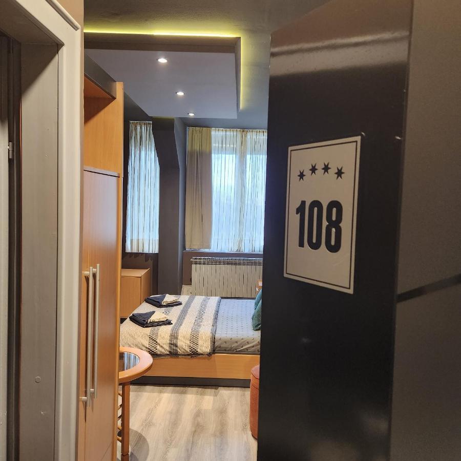 Aparthotel In Club à Vrnjačka Banja Extérieur photo