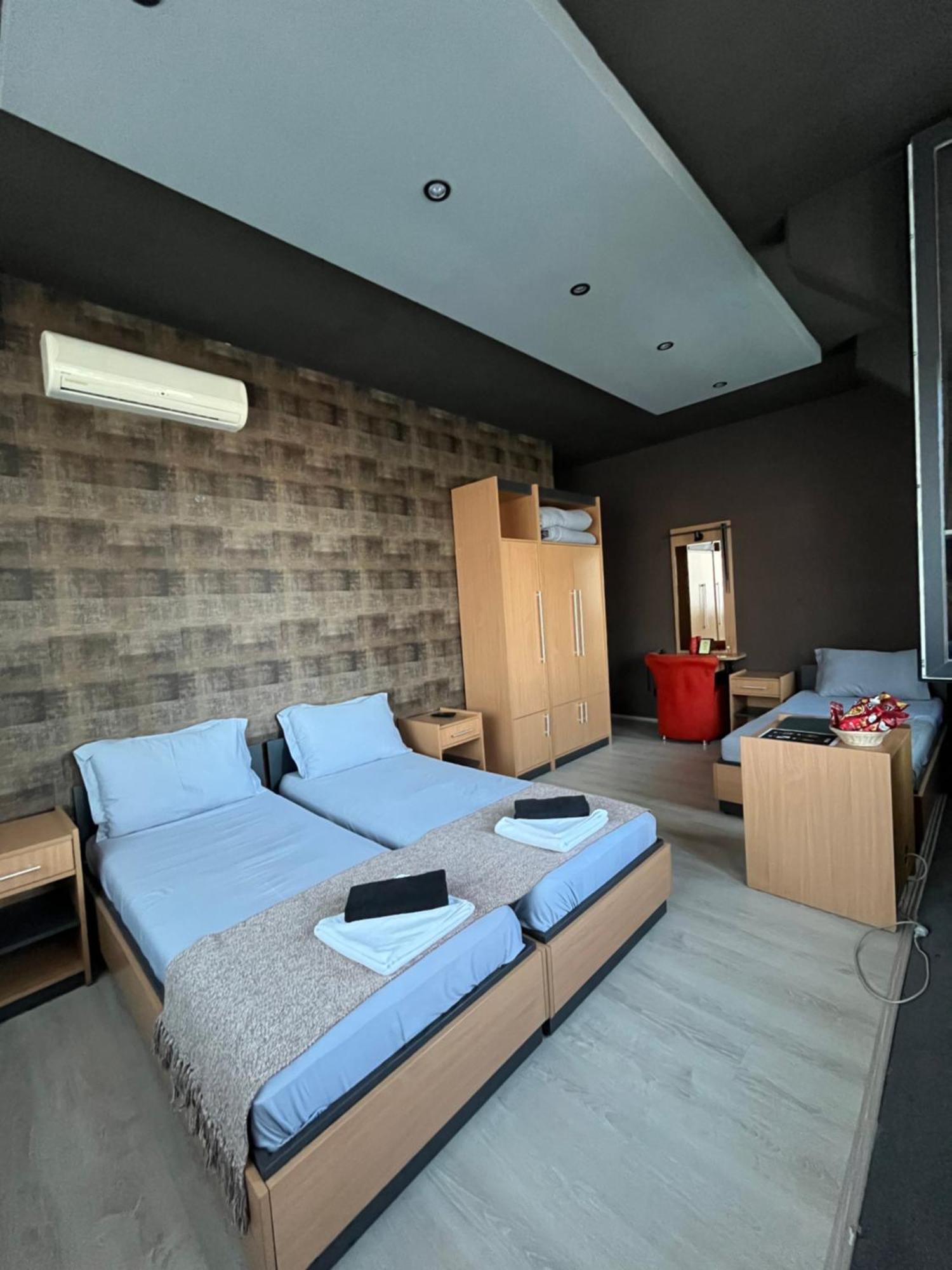 Aparthotel In Club à Vrnjačka Banja Extérieur photo